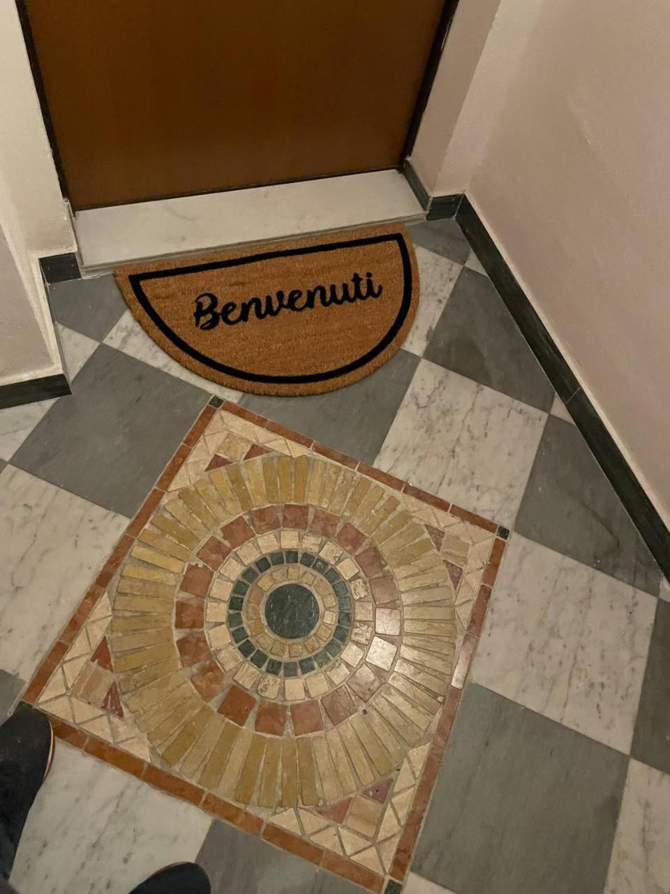 La Casina Di Maya Apartment Ливорно Екстериор снимка